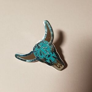 Western Turquoise Horns Cow Tack Pin 1.5"